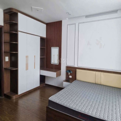 Cho thuê nhà 6 tầng thang máy Ngõ 168 Vương Thừa Vũ, Thanh Xuân, 