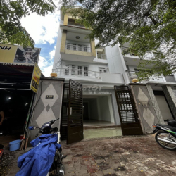 Nhà mặt tiền 150m2, 4 lầu, 5 phòng ngủ, Võ Thị Nhờ, KDC Nam Long, Q7