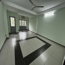 Nhà mặt tiền 150m2, 4 lầu, 5 phòng ngủ, Võ Thị Nhờ, KDC Nam Long, Q7