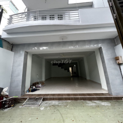 Nhà mặt tiền 150m2, 4 lầu, 5 phòng ngủ, Võ Thị Nhờ, KDC Nam Long, Q7