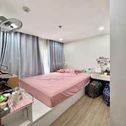 Cho thuê căn hộ góc 2PN+ Vinhomes Grand Park bếp rèm view thoáng