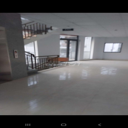 chính chủ cho thuê nhà mặt tiền Giải Phóng, ngã 5 mới