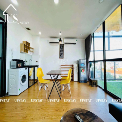 CHO THUÊ CĂN HỘ 2PN RỘNG 90M - NGAY NHÀ THỜ TÂN ĐỊNH Q1 - CÓ THANG MÁY