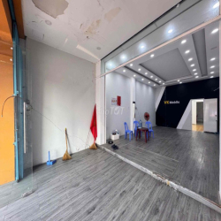 MẶT BẰNG > 100M2 NẰM NGAY MẶT TIỀN NGUYỄN THỊ THẬP