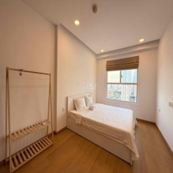 Cho thuê căn hộ Sunrise CityView Q7 Lh :