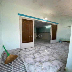 Cho thuê nhà chỉ 5.5tr/tháng cấp 4, đường số 8, trường thọ