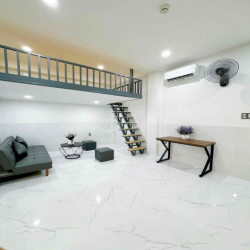 CHO THUÊ PHÒNG CÓ GÁC SIÊU RỘNG FULL NỘI THẤT NGAY EMART PHAN HUY ÍCH