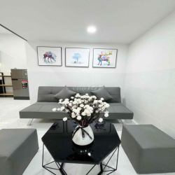 CHO THUÊ PHÒNG CÓ GÁC SIÊU RỘNG FULL NỘI THẤT NGAY EMART PHAN HUY ÍCH