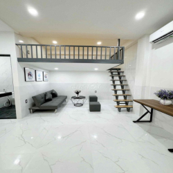 CHO THUÊ PHÒNG CÓ GÁC SIÊU RỘNG FULL NỘI THẤT NGAY EMART PHAN HUY ÍCH