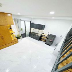 CHO THUÊ PHÒNG CÓ GÁC SIÊU RỘNG FULL NỘI THẤT NGAY EMART PHAN HUY ÍCH