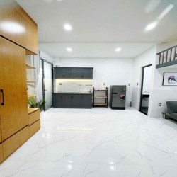 CHO THUÊ PHÒNG CÓ GÁC SIÊU RỘNG FULL NỘI THẤT NGAY EMART PHAN HUY ÍCH