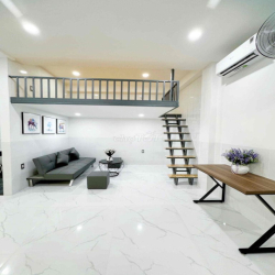 CHO THUÊ PHÒNG CÓ GÁC SIÊU RỘNG FULL NỘI THẤT NGAY EMART PHAN HUY ÍCH