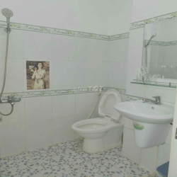 phong tro khách sạn quận 12