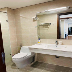 Cho thuê căn hộ hiện đại thoáng tiện