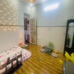 PHÒNG MÁY LẠNH - FULL NỘI THẤT - GIỜ TỰ DO - XE FREE