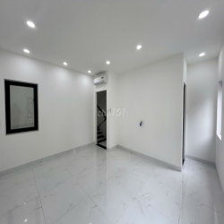 Cho Thuê Biệt Thự 1 trệt 3 lầu 4PN+5WC đường Liên Phường giá 25 triệu