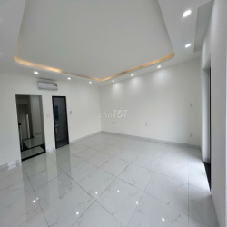 Cho Thuê Biệt Thự 1 trệt 3 lầu 4PN+5WC đường Liên Phường giá 25 triệu