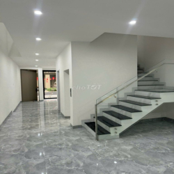 Cho thuê 1 cặp căn LK nhà phố Soho The Global City 10x19 1 trệt 4 lầu