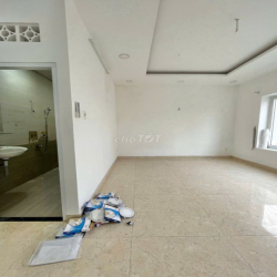CHO THUÊ NHÀ PHỐ CITYLAND CENTER HILL_4 TẦNG 6PN_NHÀ MỚI_CÓ MÁY LẠNH