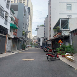 Cho thuê nguyên căn HXH thông Quận 10 - 4 tầng - 5PN - 1xtr 