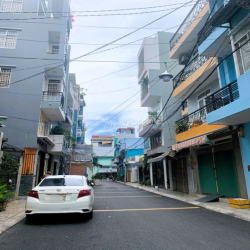 Cho thuê nguyên căn HXH thông Quận 10 - 4 tầng - 5PN - 1xtr 