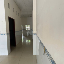 Nhà mặt tiền đường Đồng Văn Cống, Bình Thủy (cho thuê chính chủ)