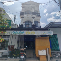 Cho thuê tầng trệt và lầu 1
