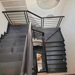 Cho thuê biệt thự đường Bình Lợi, p13, BT. DT 10x20m. Giá 40tr/th