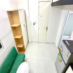 Căn Hộ Dịch Vụ Full Nội Thất - Có Thang Máy