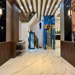 Cho Thuê Nhà Đẹp , Full Nội Thất, Hùynh Tấn Phát, Giáp Quận 7.