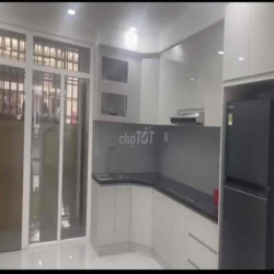 Nhà cho thuê giá rẻ tại Bến Lức (có nội thất)