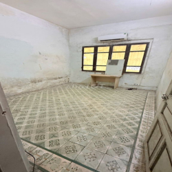 Cho thuê nhà ngõ 243 Minh Khai, 60m2 - 5 ngủ - giá 12 triệu.