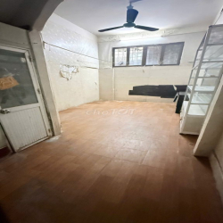 Cho thuê nhà ngõ 243 Minh Khai, 60m2 - 5 ngủ - giá 12 triệu.