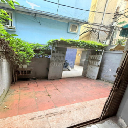 Cho thuê nhà ngõ 243 Minh Khai, 60m2 - 5 ngủ - giá 12 triệu.