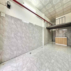 DUPLEX KIOT DƯỚI ĐẤT VỪA Ở VỪA KINH DOANH THOÁNG MÁT RỘNG RÃI