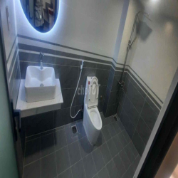 Nhà cho thuê giá rẻ tại Bến Lức (có nội thất)