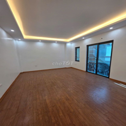 Bán nhà ngõ 373 An Dương Vương 6 tầng thang máy 40m2 MT 10m giá 9,5 tỷ