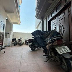 Bán nhà ngõ 373 An Dương Vương 6 tầng thang máy 40m2 MT 10m giá 9,5 tỷ