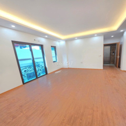 Bán nhà ngõ 373 An Dương Vương 6 tầng thang máy 40m2 MT 10m giá 9,5 tỷ