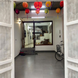 nhà ngõ 168 hào nam 55m x5T ô tô đỗ cửa