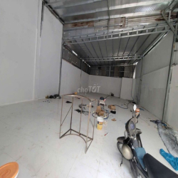 KHO XƯỞNG NHƯ HÌNH ẢNH SD. 280M2 GIÁ RẺ GẦN  Quốc Lộ 1A 