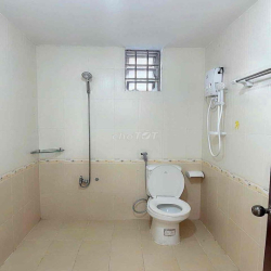 CHO THUÊ PHÒNG TRỌ SẴN NỘI THẤT TẦNG 2 KDC HƯNG PHÚ CTY8 GIÁ 2.5TR