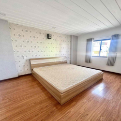 NHÀ THUÊ ( 5X11 ) 4PN3WC HXH PHẠM VĂN CHIÊU GV