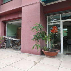 cho thuê văn phòng mặt bằng kinh doanh 270 m2 ôtô đậu trước cửa 