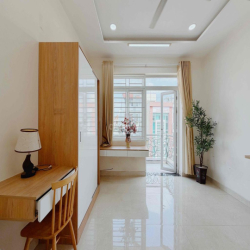 🔥 CĂN HỘ 1PN TÁCH BẾP – BAN CÔNG RỘNG 40M² NGAY LÝ THƯỜNG KIỆT