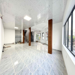 CHO THUÊ MẶT BẰNG 220M2 GÓC 2 MẶT TIỀN KHU BÀN CỜ PHƯỚC LONG GIÁ 15 TR