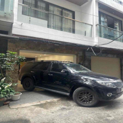 CHO THUÊ NHÀ NGUYÊN CĂN PHÚ DIỄN 65M2 6 TẦNG THANG MÁY GARA Ô TÔ