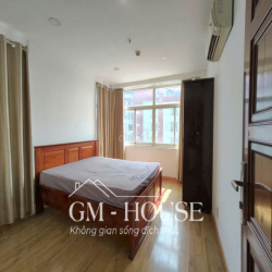 CHO THUÊ CĂN HỘ PENTHOUSE 60M2 SIÊU RỘNG SIÊU THOÁNG GẦN HÀNG XANH, Q1