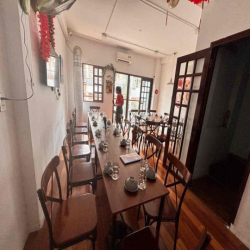 Mặt Tiền Hoa Cúc Phú Nhuận 4 Tầng trống suốt 35 triệu