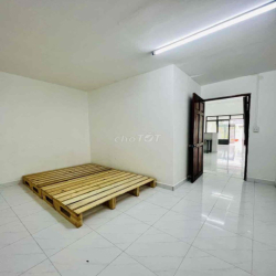 Cho Thuê Nhà Vườn Lài DT 4x18 1Trệt 1Lửg 2Pn 1Wc Sân Xe Máy Hẻm Xe Tải
